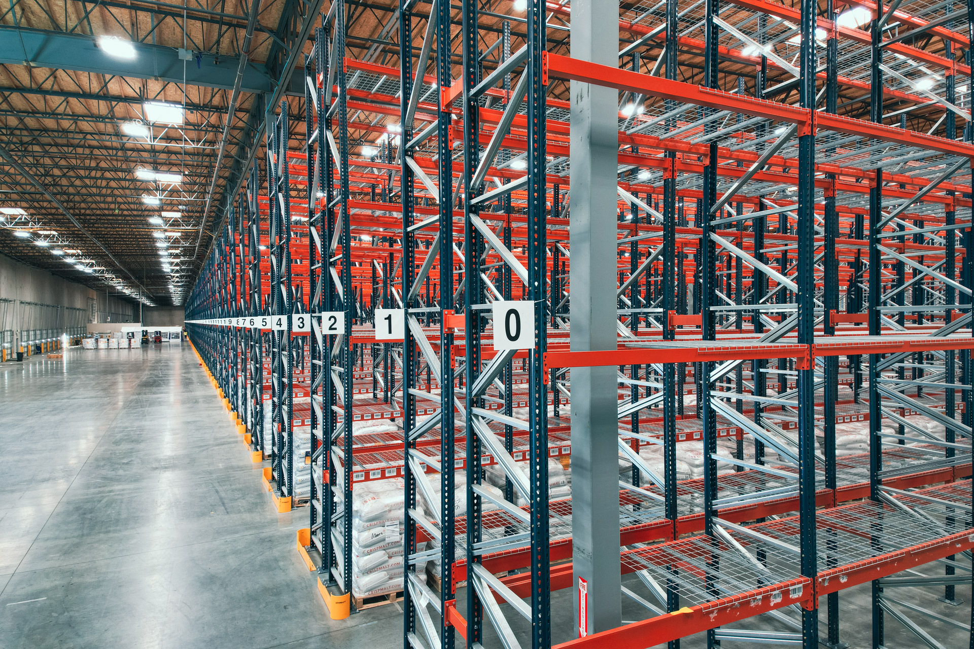 Industrial pallet racking warehouse in Delaware